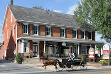 The Old Country Store – Quilts & Fabrics in Intercourse, PA